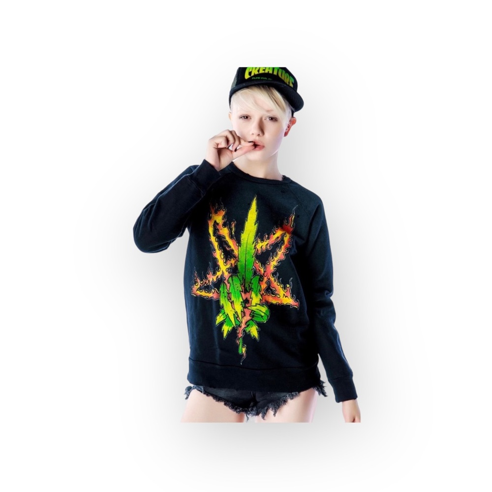 HTF: new UNIF ☻ Burn Me Weed Distressed Sweatshirt ☻ Flames ☻︎ Dirty Black ☻︎ M